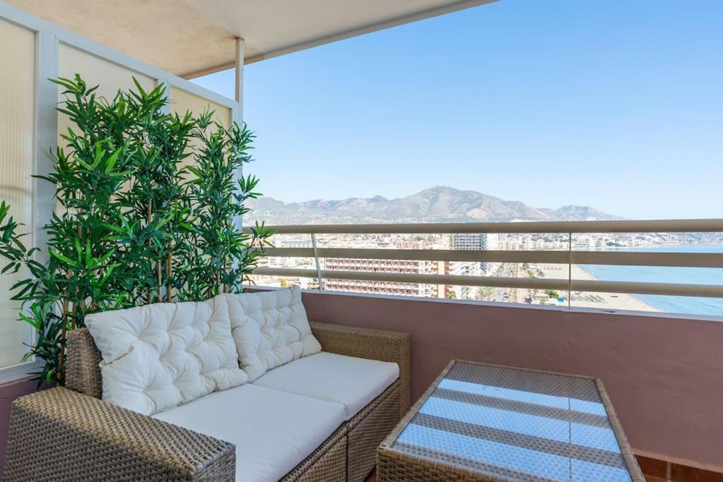 Fuengirola The Boat Appartement Buitenkant foto